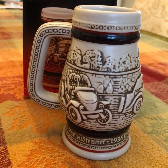 NIB 1982 Avon limited edition cCar Classics design beer stein - Picture 4 of 16